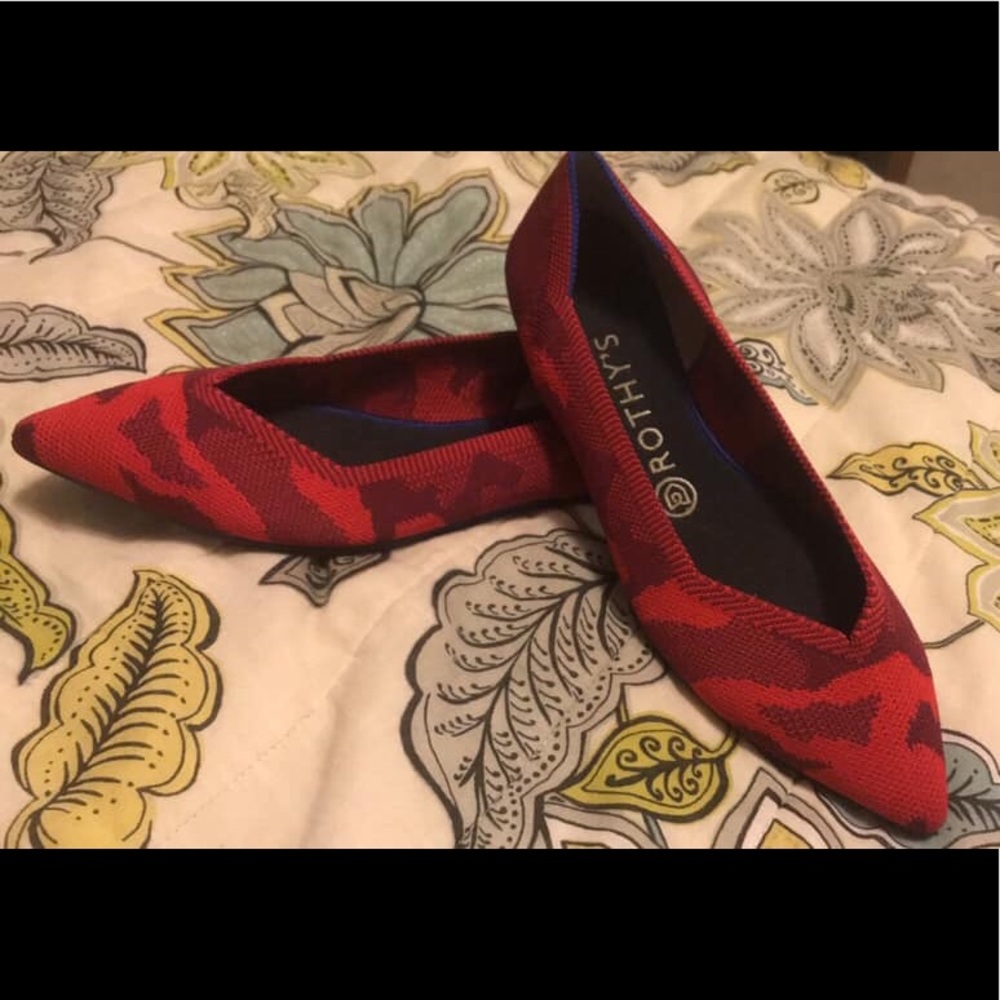 Rothy’s The Point, Red Camo